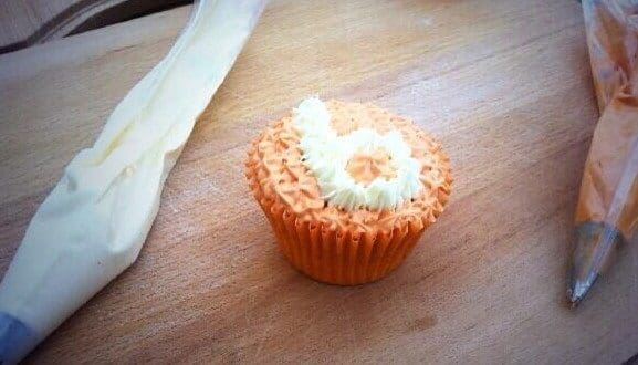 Blow Media cup cake.